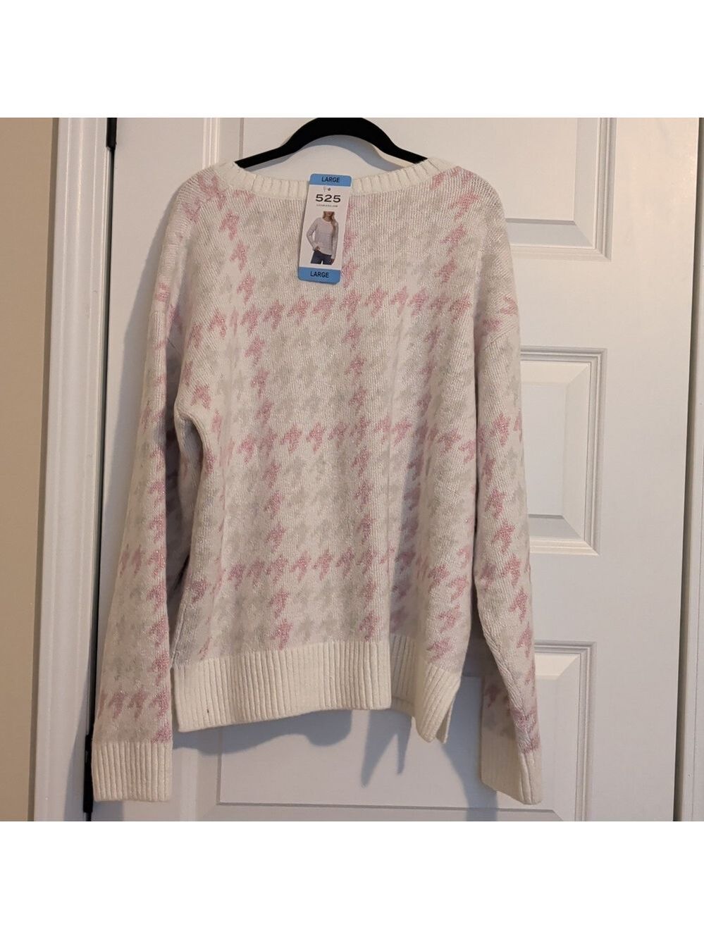 Women's Pink Sparkle Sweater Size L - Picture 4 of 5